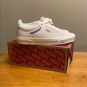 New Vans Retro Inspired Women's Sz 7 Classic White and Purple Seldan Shoes